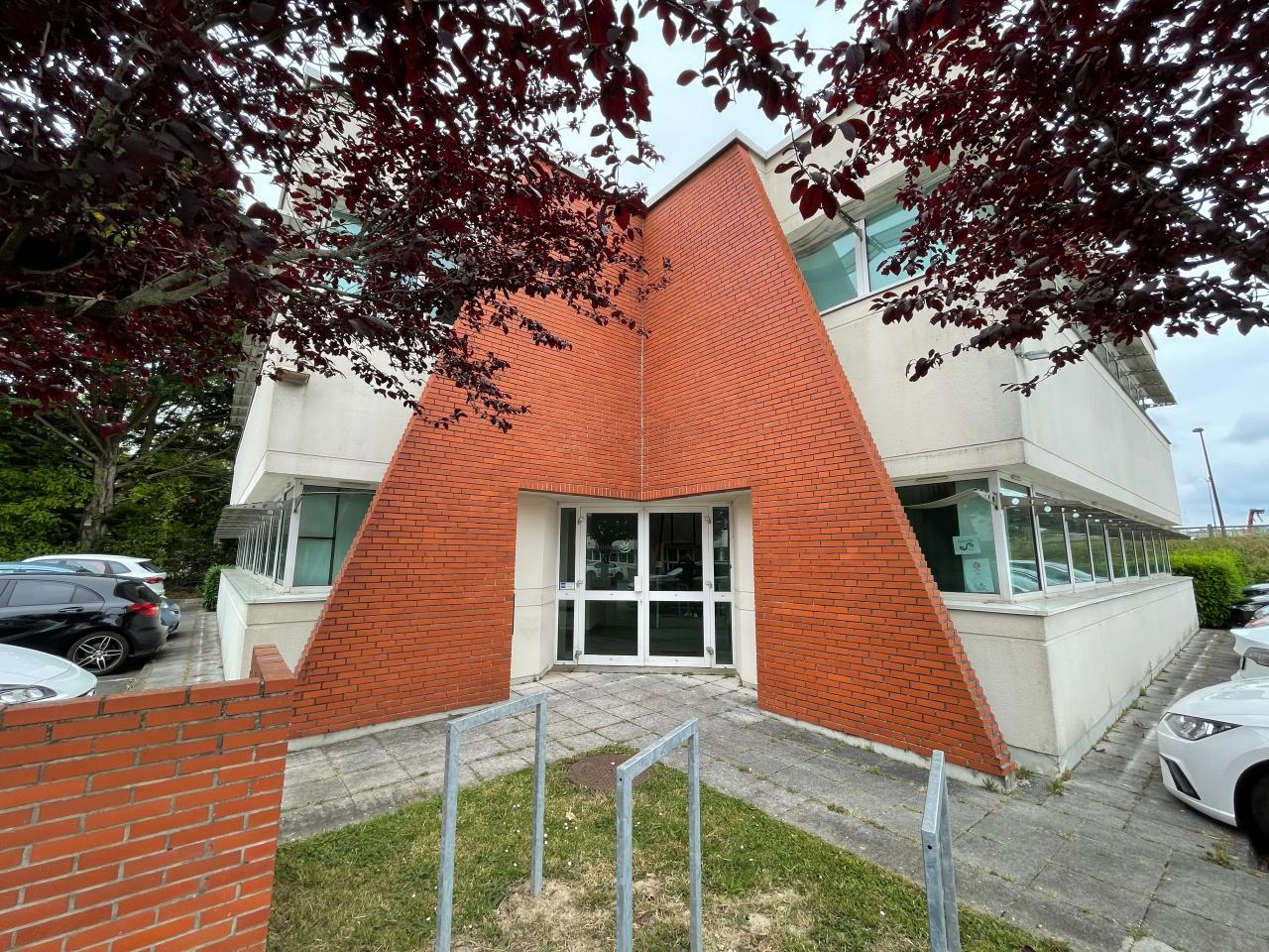 Bureau Nantes 125m² Location bureau Nantes Loire-Atlantique OLBUR2201466 0